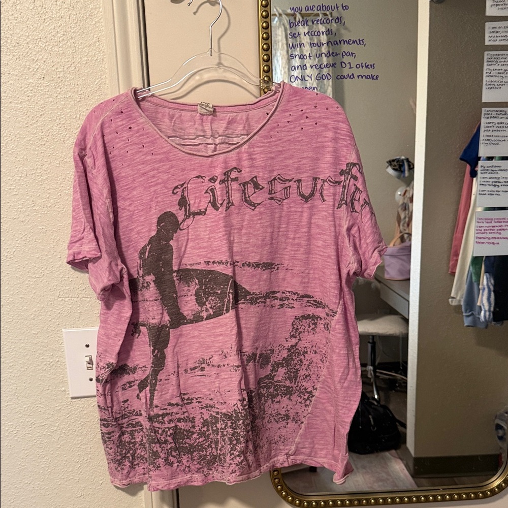 Magnolia Pearl Pink Graphic Tee with Surfer Design